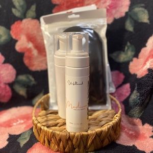 Free Gifts! Self tanner mouse medium & earser mousse with two soft mitts